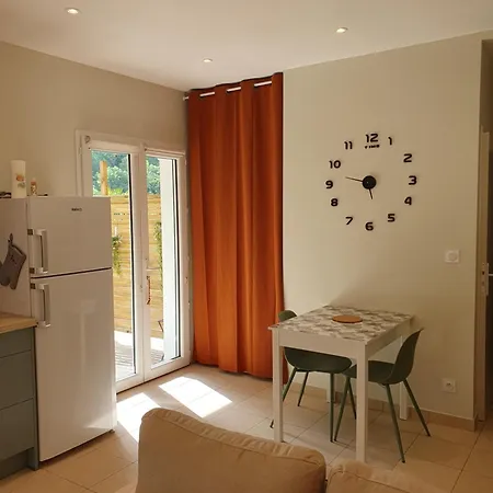 Le Calme Thermal, Apt, 38 M2 Apartmán