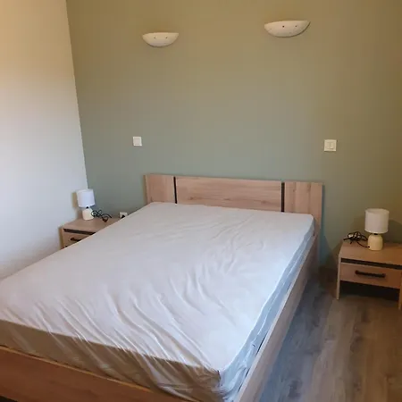Le Calme Thermal, Apt, 38 M2 *